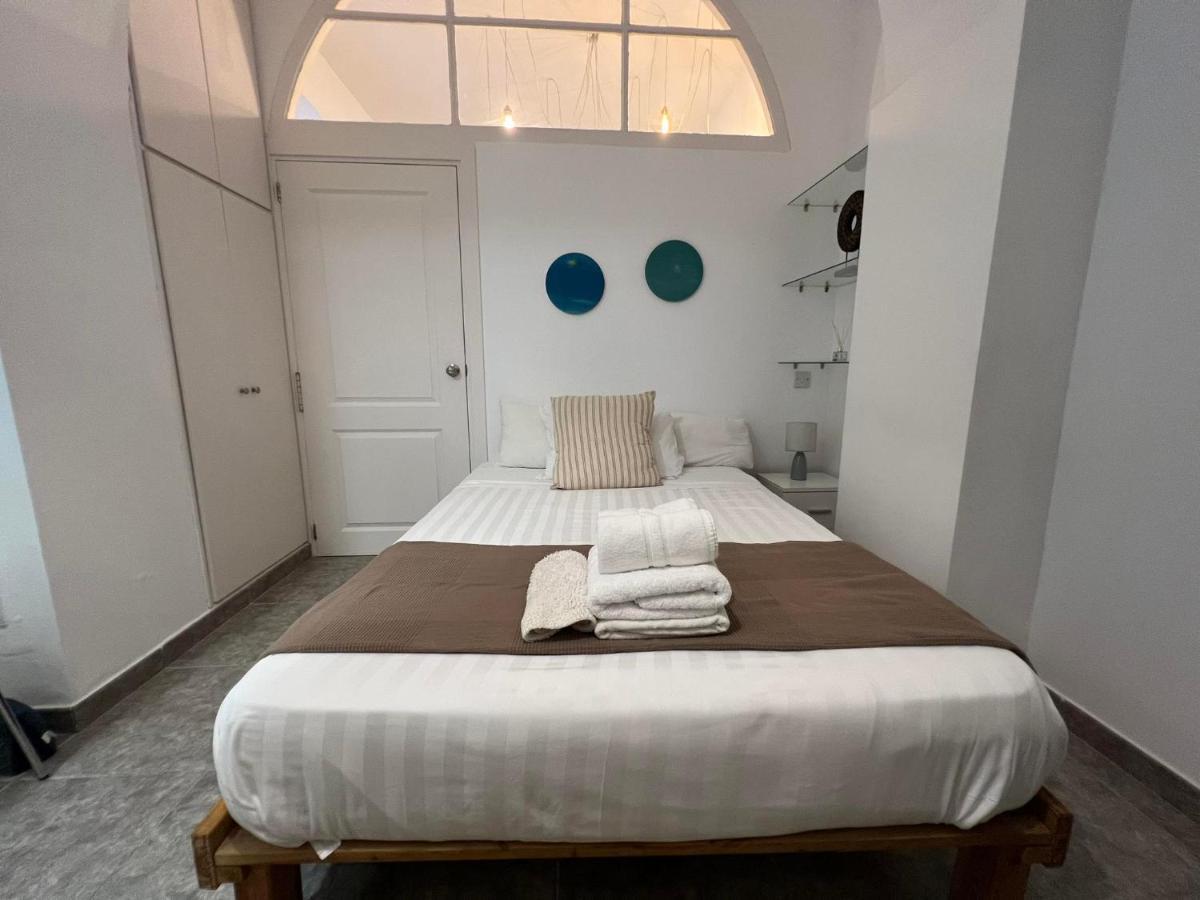 דירות גיברלטר Quirky 1Br Just Off Main Street Prime Location מראה חיצוני תמונה